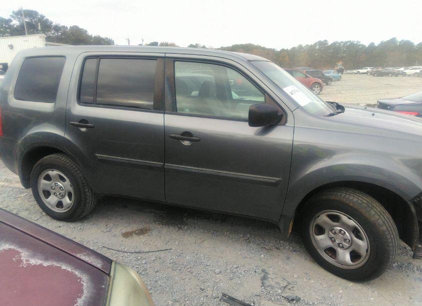 Photo 14 of 2012 Honda Pilot LX (VIN 5FNYF3H22CB032947)