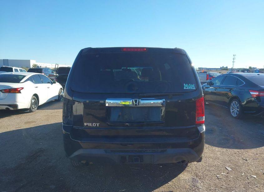 Photo 16 of 2013 Honda Pilot LX (VIN 5FNYF3H22DB003370)