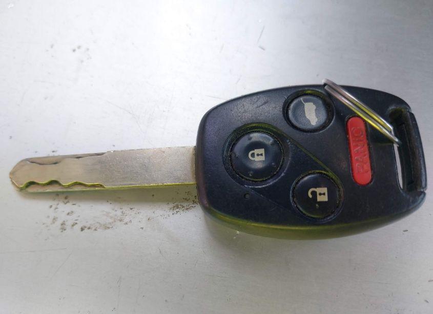 Photo 11 of 2015 Honda Pilot LX (VIN 5FNYF3H22FB032015)