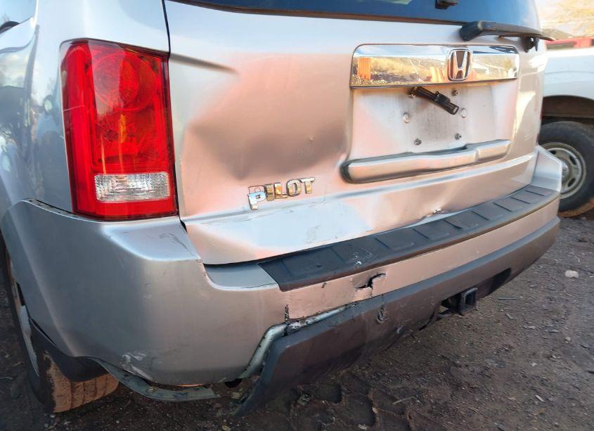 Photo 6 of 2011 Honda Pilot LX (VIN 5FNYF3H23BB056902)