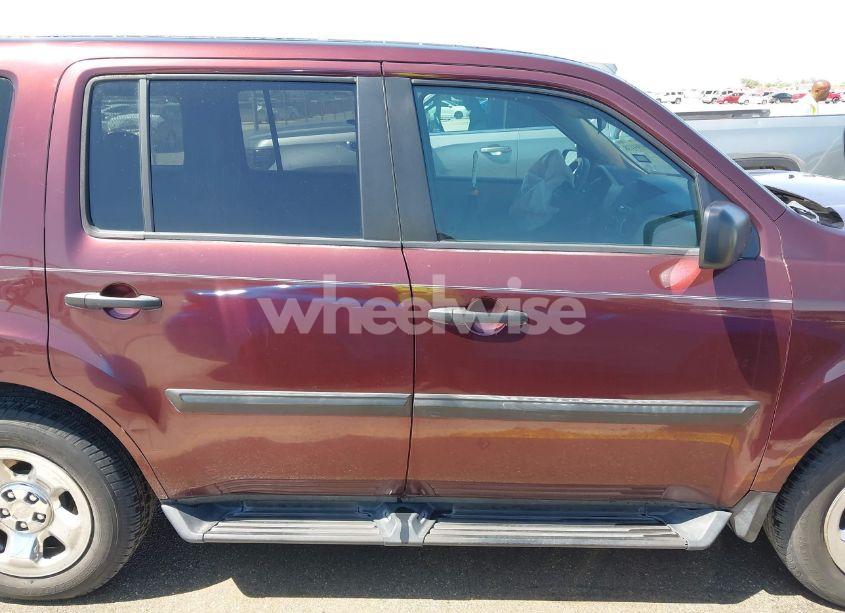 Photo 13 of 2012 Honda Pilot LX (VIN 5FNYF3H23CB029653)