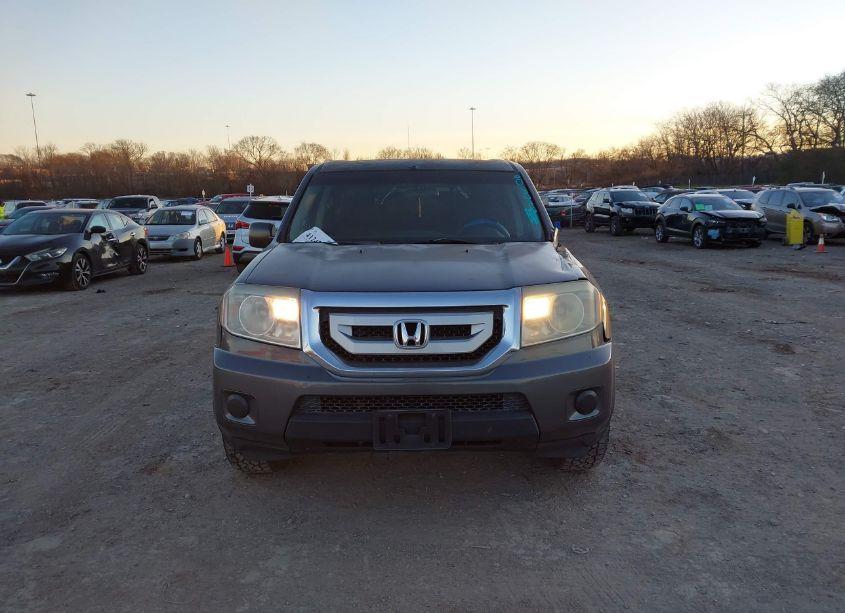 Photo 12 of 2011 Honda Pilot LX (VIN 5FNYF3H24BB005036)