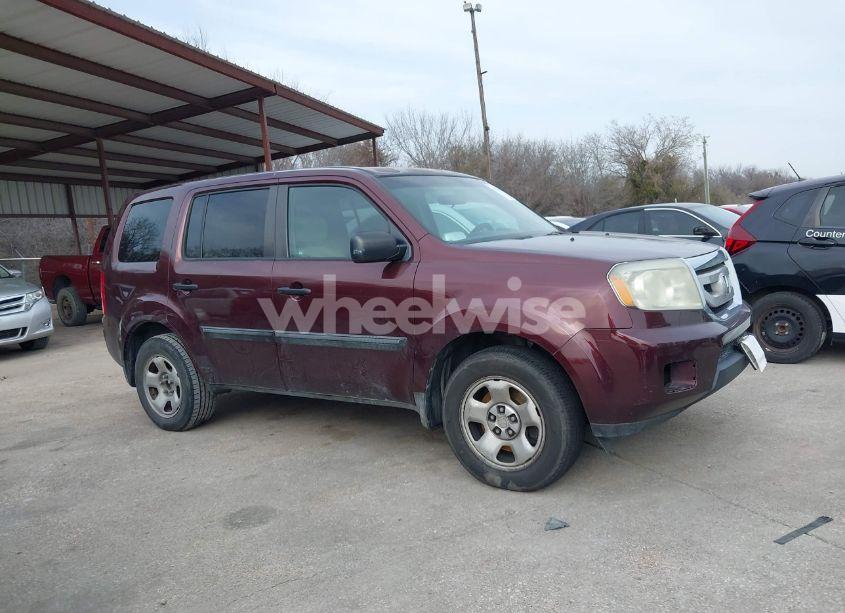 Photo 13 of 2011 Honda Pilot LX (VIN 5FNYF3H24BB020152)