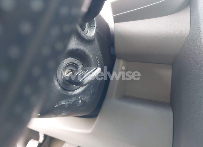 Photo 11 of 2012 Honda Pilot LX (VIN 5FNYF3H24CB030682)