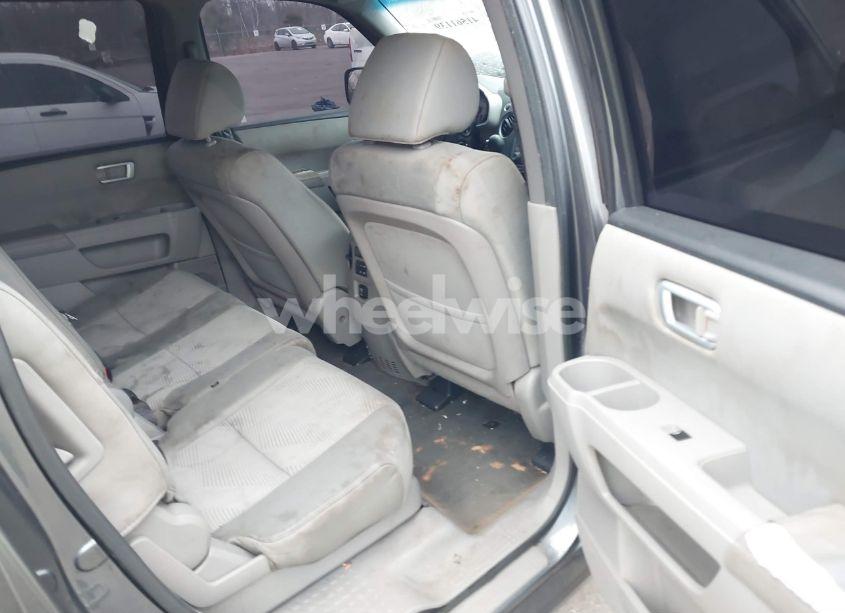 Photo 8 of 2013 Honda Pilot LX (VIN 5FNYF3H24DB014225)