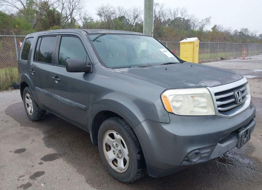 2013 Honda Pilot LX (VIN 5FNYF3H24DB031087) main photo