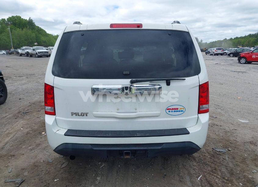 Photo 16 of 2014 Honda Pilot LX (VIN 5FNYF3H24EB004215)
