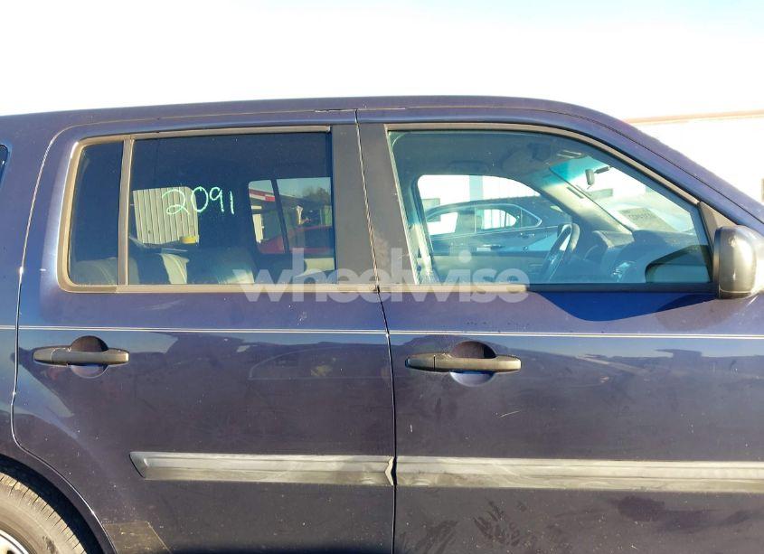 Photo 14 of 2014 Honda Pilot LX (VIN 5FNYF3H24EB006823)