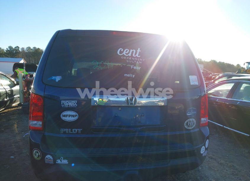 Photo 17 of 2014 Honda Pilot LX (VIN 5FNYF3H24EB006823)