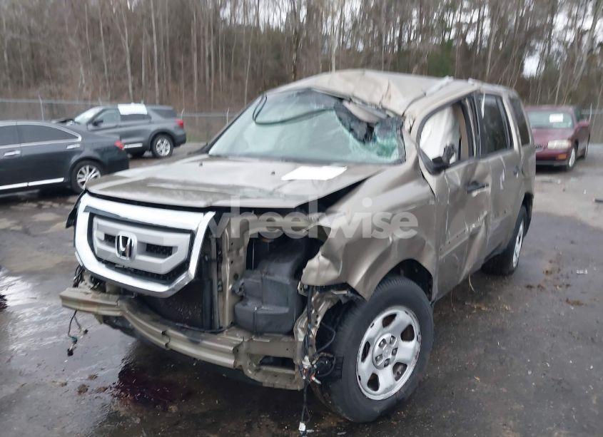 Photo 6 of 2010 Honda Pilot LX (VIN 5FNYF3H25AB010180)