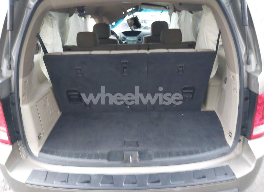 Photo 8 of 2010 Honda Pilot LX (VIN 5FNYF3H25AB010180)