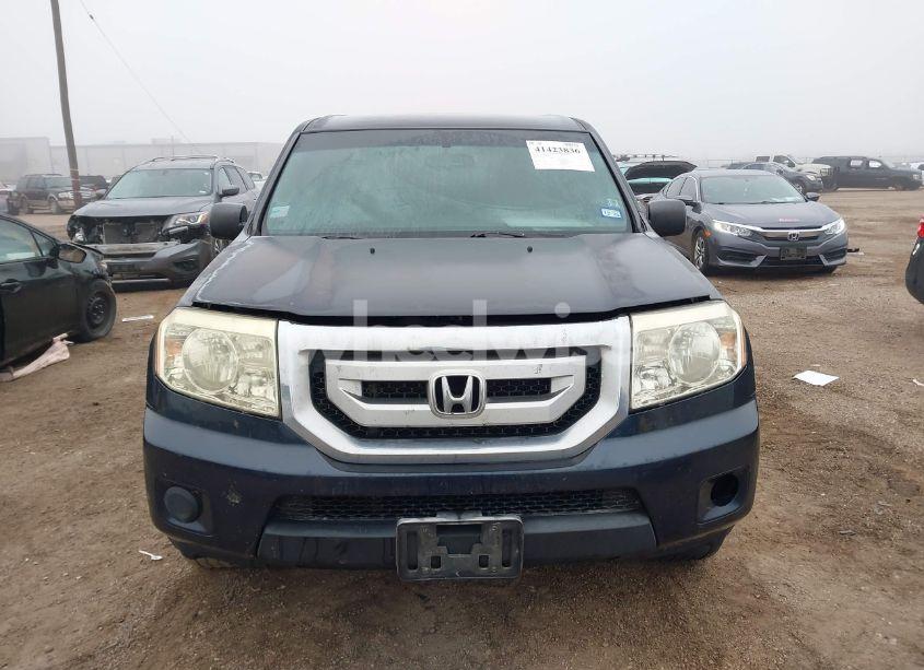 Photo 12 of 2011 Honda Pilot LX (VIN 5FNYF3H25BB030060)