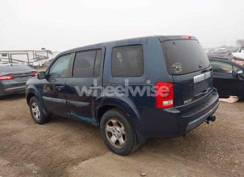 Photo 14 of 2011 Honda Pilot LX (VIN 5FNYF3H25BB030060)