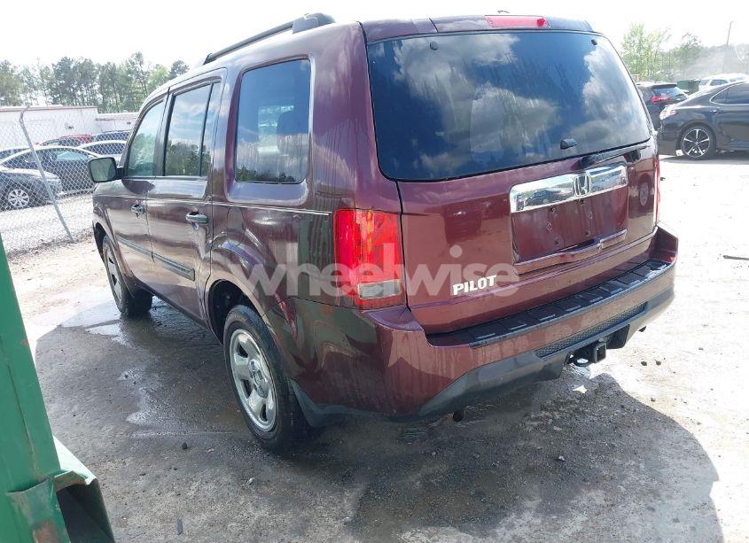 Photo 3 of 2013 Honda Pilot LX (VIN 5FNYF3H25DB024276)