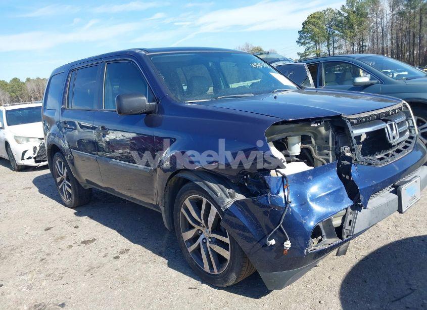 2013 Honda Pilot LX (VIN 5FNYF3H25DB030739) main photo