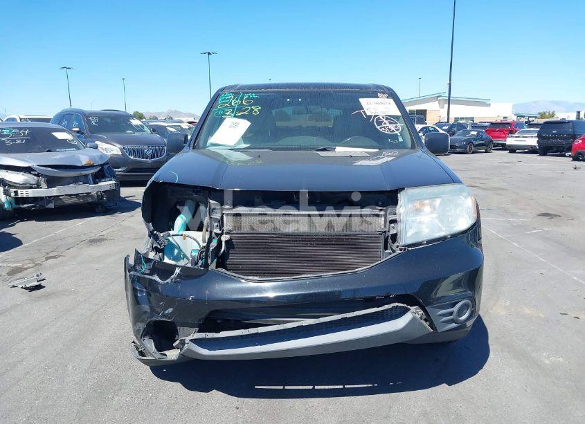 Photo 13 of 2015 Honda Pilot LX (VIN 5FNYF3H25FB016469)