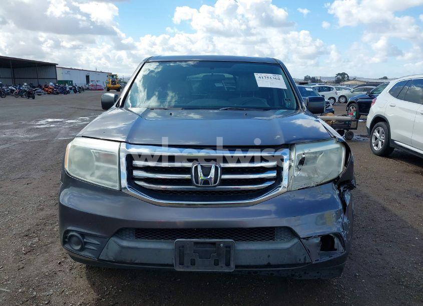 Photo 12 of 2014 Honda Pilot LX (VIN 5FNYF3H26EB006385)