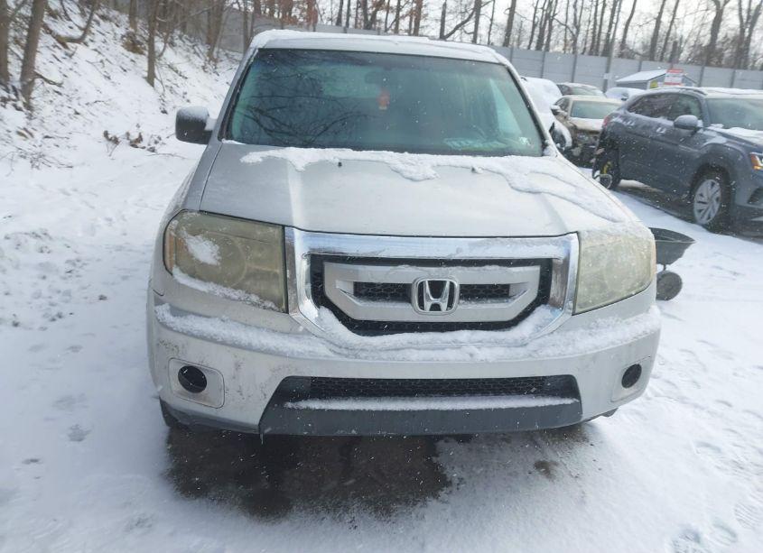 Photo 20 of 2011 Honda Pilot LX (VIN 5FNYF3H27BB015527)