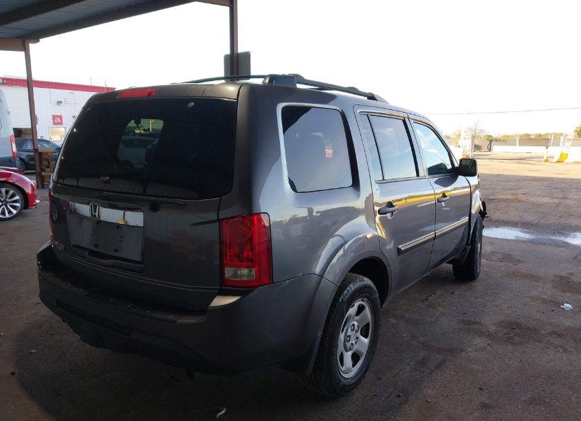 Photo 4 of 2015 Honda Pilot LX (VIN 5FNYF3H27FB025478)