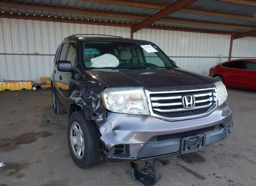 Photo 6 of 2015 Honda Pilot LX (VIN 5FNYF3H27FB025478)