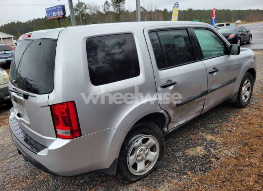 Photo 4 of 2015 Honda Pilot (VIN 5FNYF3H27FB033287)