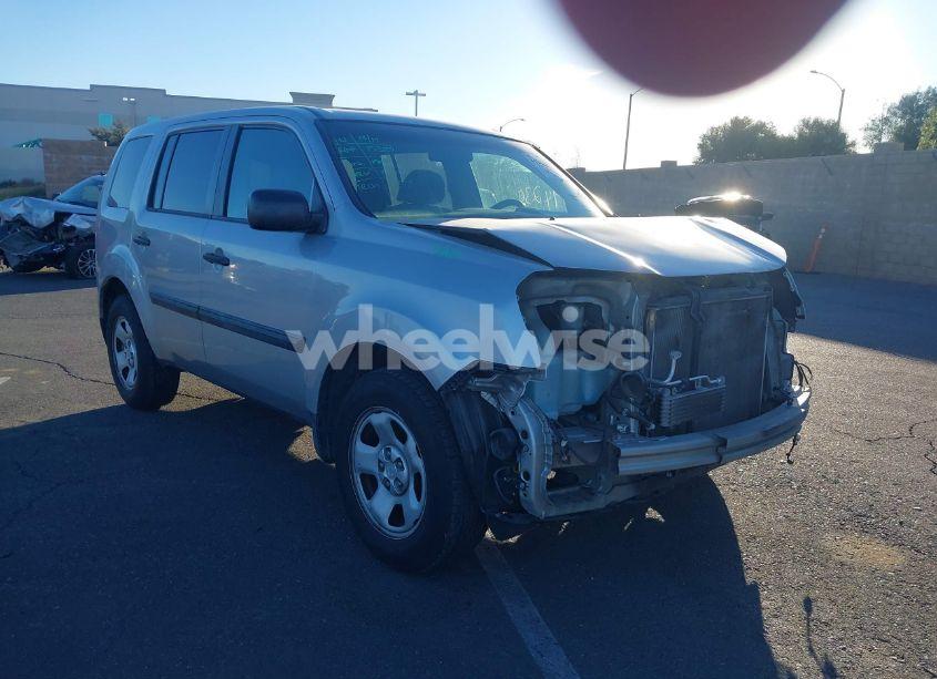 2011 Honda Pilot LX (VIN 5FNYF3H28BB025144) main photo
