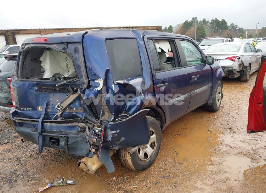 Photo 4 of 2013 Honda Pilot LX (VIN 5FNYF3H28DB005026)