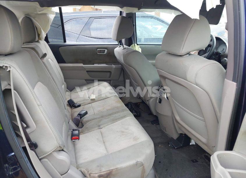 Photo 8 of 2013 Honda Pilot LX (VIN 5FNYF3H28DB005026)