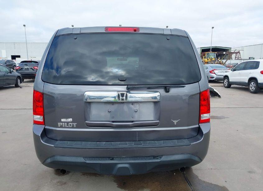 Photo 15 of 2014 Honda Pilot LX (VIN 5FNYF3H28EB005044)
