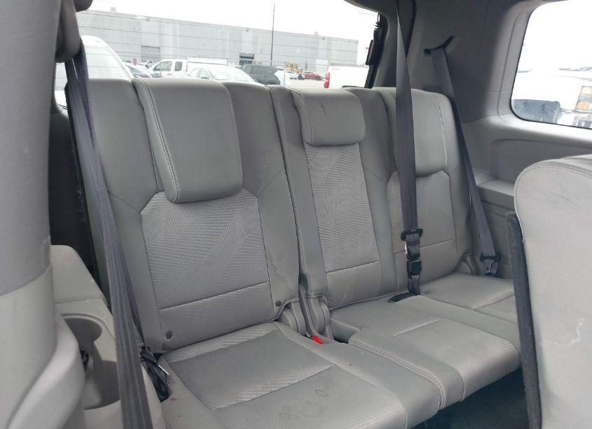 Photo 16 of 2014 Honda Pilot LX (VIN 5FNYF3H28EB005044)