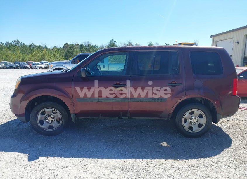 Photo 14 of 2013 Honda Pilot LX (VIN 5FNYF3H29DB022014)