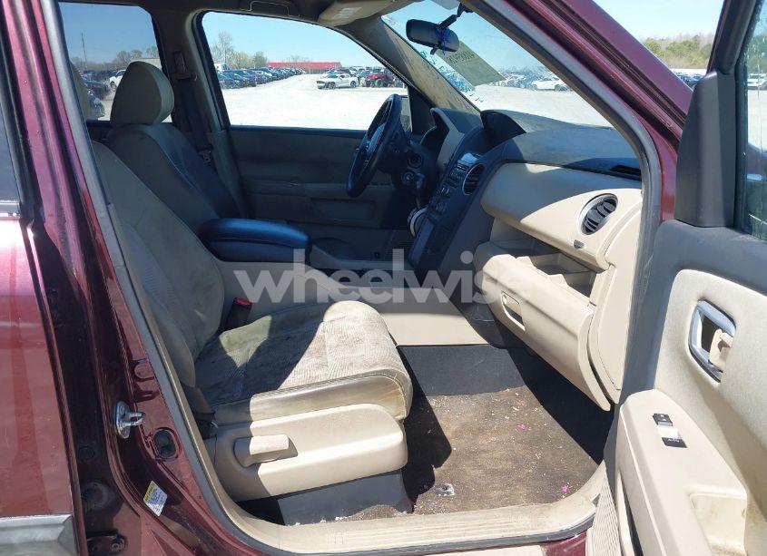 Photo 5 of 2013 Honda Pilot LX (VIN 5FNYF3H29DB022014)