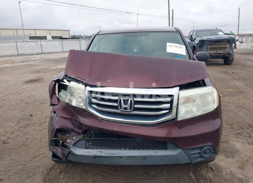 Photo 12 of 2015 Honda Pilot LX (VIN 5FNYF3H29FB006351)