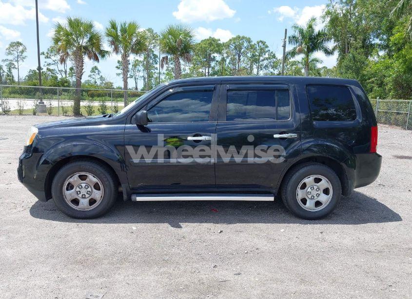 Photo 15 of 2012 Honda Pilot LX (VIN 5FNYF3H2XCB033117)