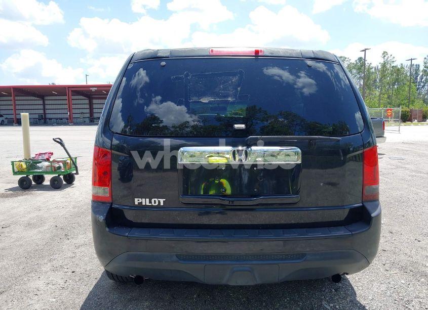 Photo 17 of 2012 Honda Pilot LX (VIN 5FNYF3H2XCB033117)