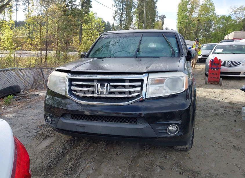 Photo 11 of 2015 Honda Pilot SE (VIN 5FNYF3H32FB034467)