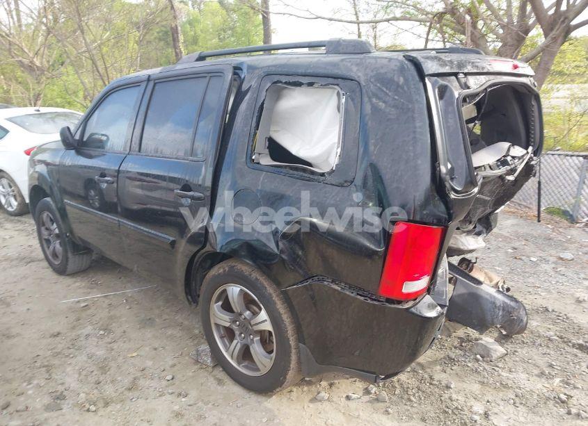 Photo 19 of 2015 Honda Pilot SE (VIN 5FNYF3H32FB034467)