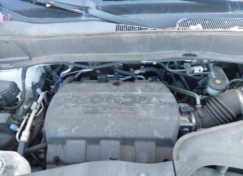 Photo 10 of 2015 Honda Pilot SE (VIN 5FNYF3H34FB009375)