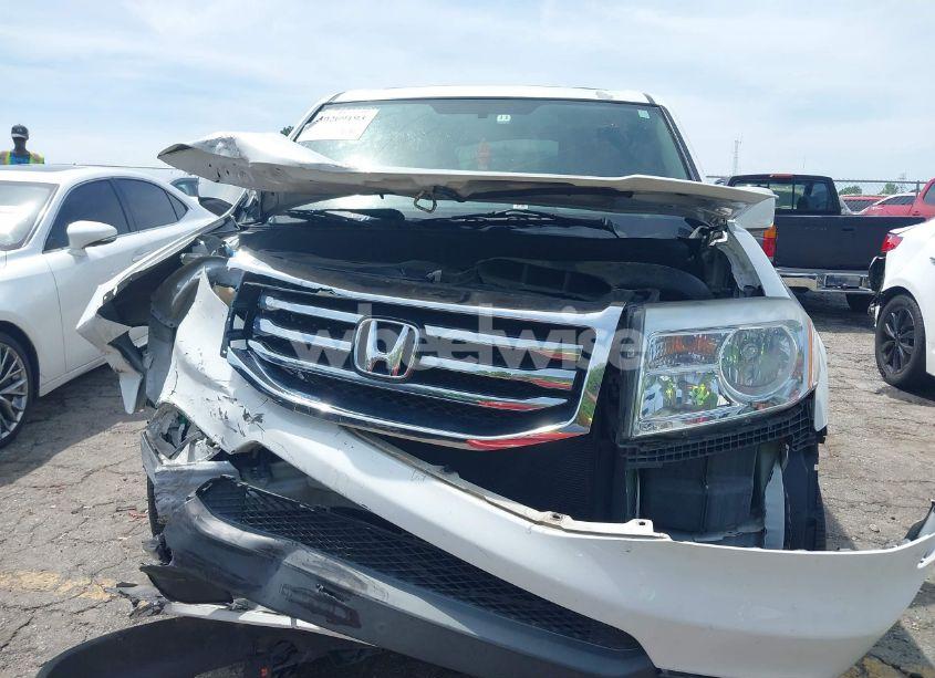 Photo 12 of 2015 Honda Pilot SE (VIN 5FNYF3H34FB034079)