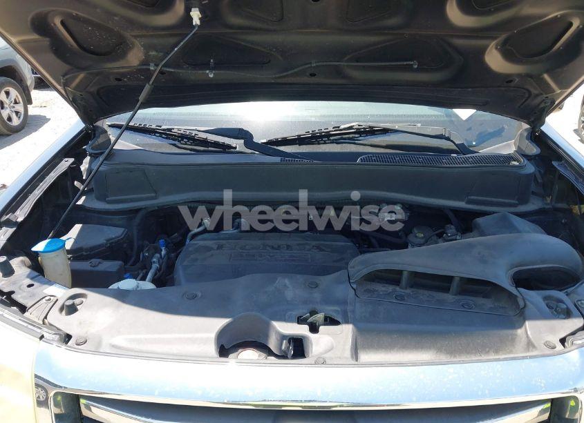 Photo 10 of 2015 Honda Pilot SE (VIN 5FNYF3H36FB007627)