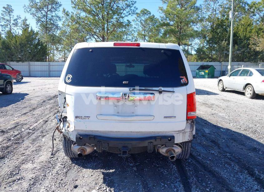 Photo 17 of 2015 Honda Pilot SE (VIN 5FNYF3H37FB005241)