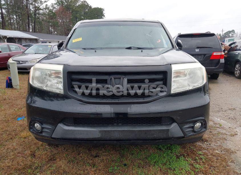 Photo 12 of 2015 Honda Pilot SE (VIN 5FNYF3H39FB010277)