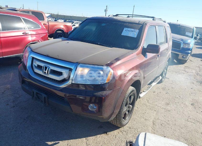 Photo 2 of 2010 Honda Pilot EX (VIN 5FNYF3H40AB013747)