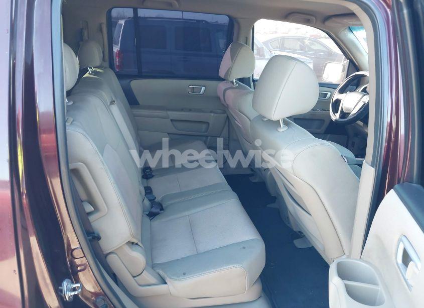 Photo 8 of 2010 Honda Pilot EX (VIN 5FNYF3H40AB013747)