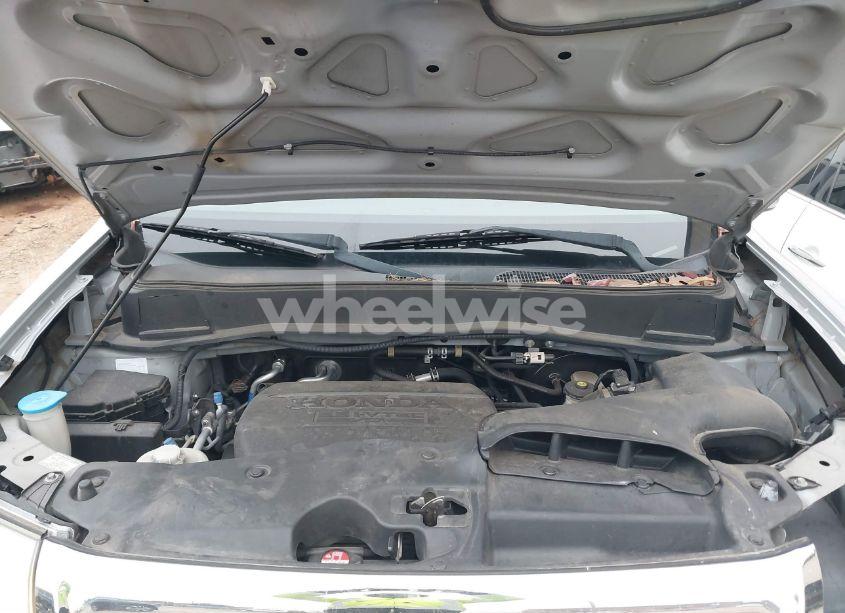 Photo 10 of 2011 Honda Pilot EX (VIN 5FNYF3H40BB017721)