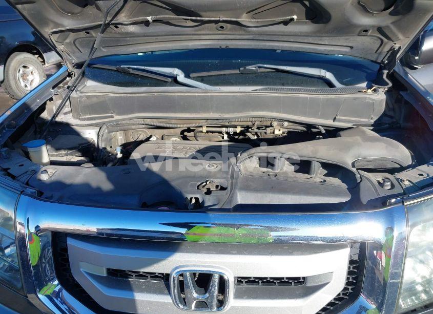 Photo 10 of 2011 Honda Pilot EX (VIN 5FNYF3H40BB050976)