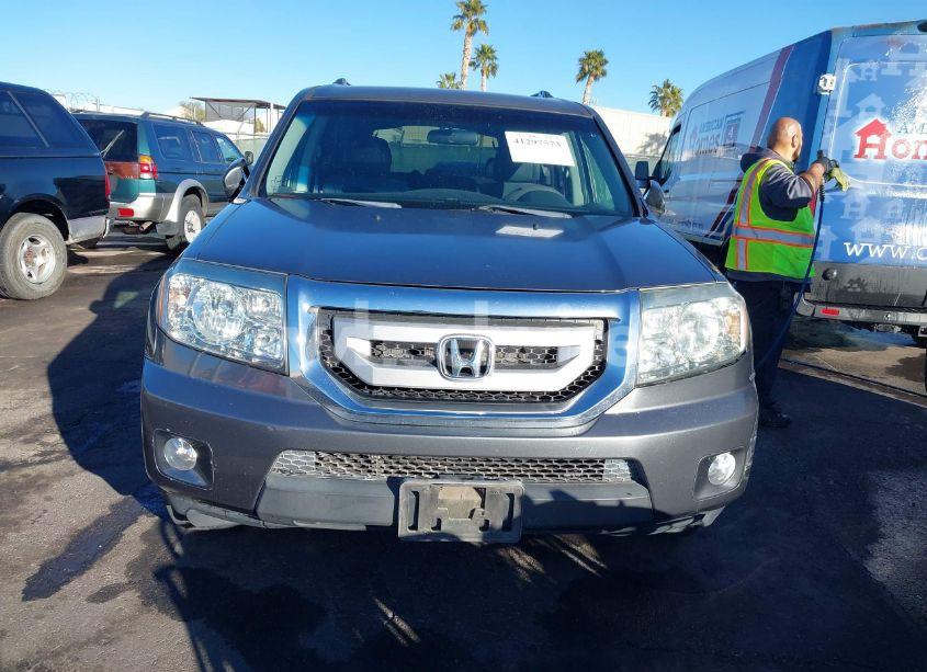 Photo 12 of 2011 Honda Pilot EX (VIN 5FNYF3H40BB050976)