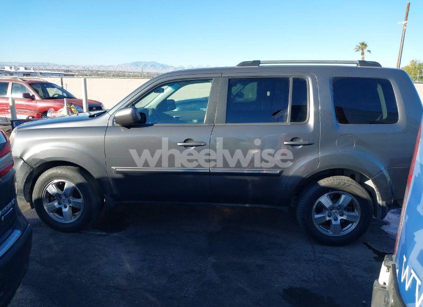 Photo 14 of 2011 Honda Pilot EX (VIN 5FNYF3H40BB050976)