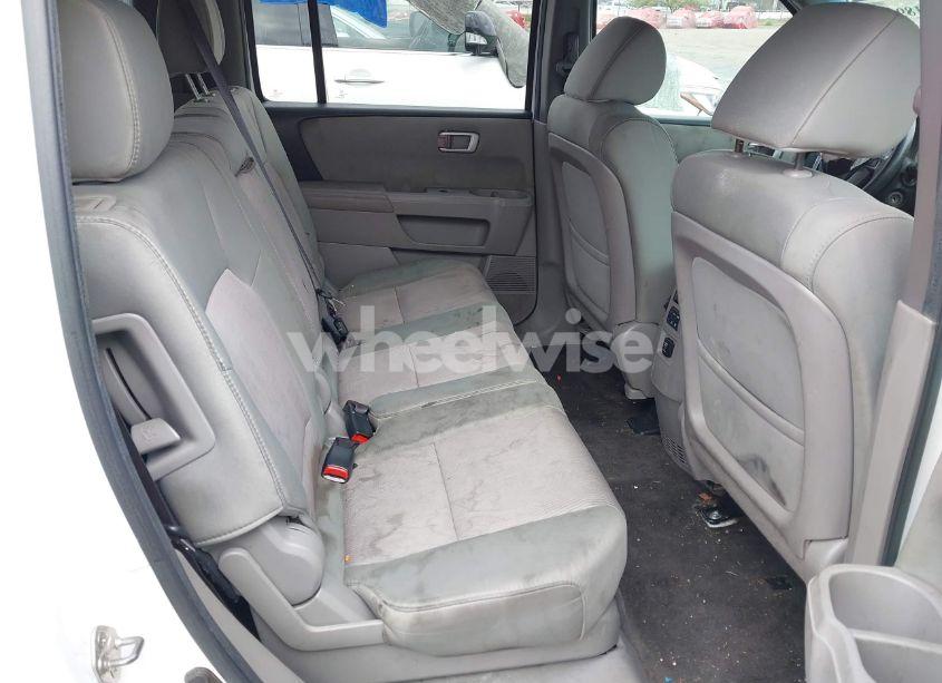 Photo 8 of 2012 Honda Pilot EX (VIN 5FNYF3H40CB034181)