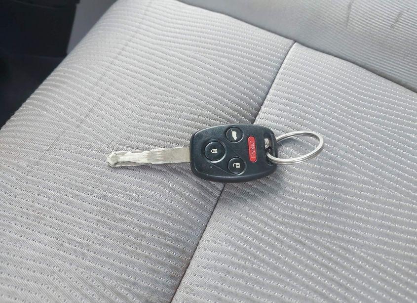 Photo 11 of 2011 Honda Pilot EX (VIN 5FNYF3H41BB025262)